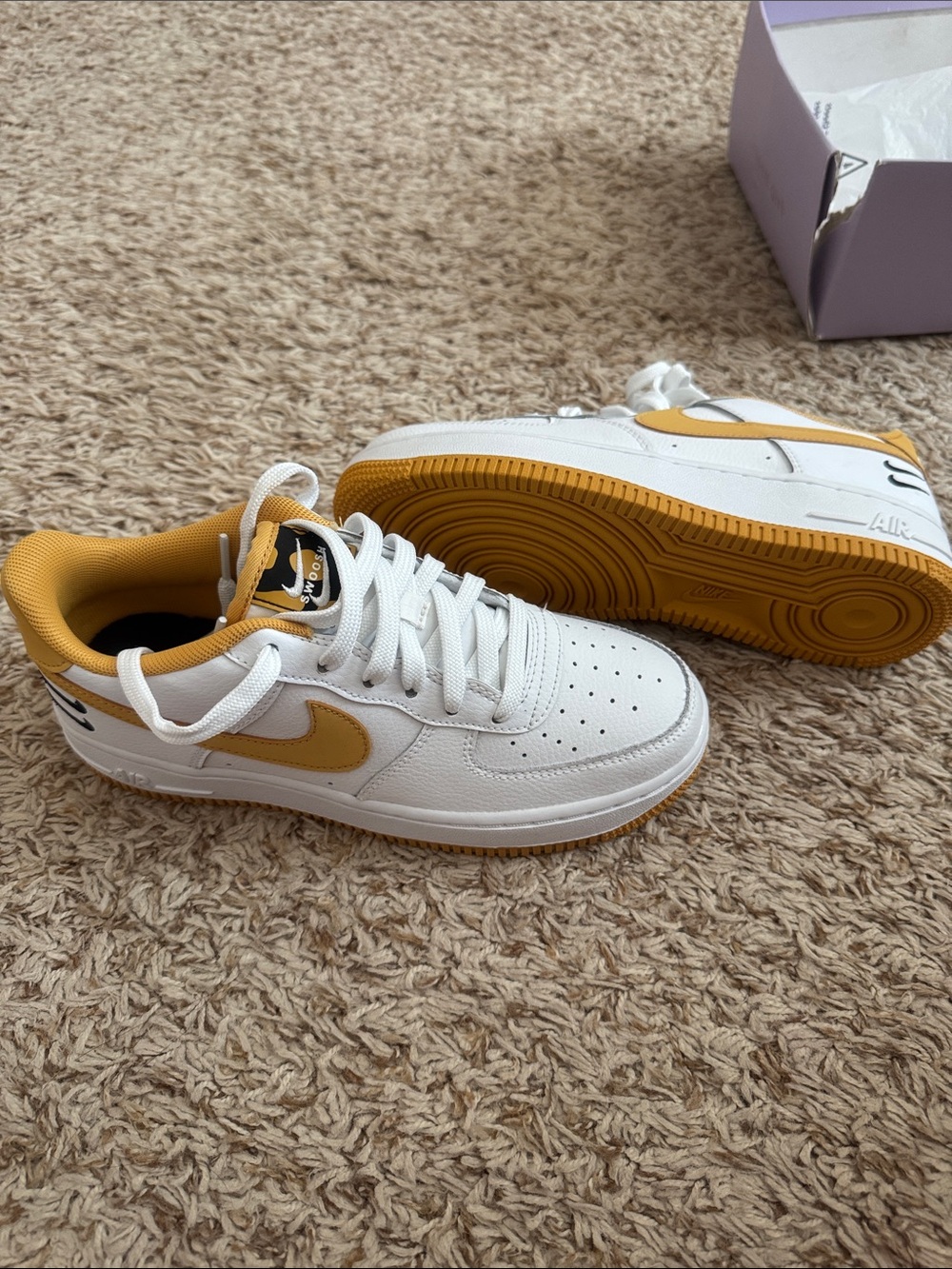 Nike White and Mustard Low-Top Sneakers with Gold Swoosh